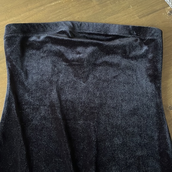 Urban outfitters large velvet strapless - Picture 3 of 5